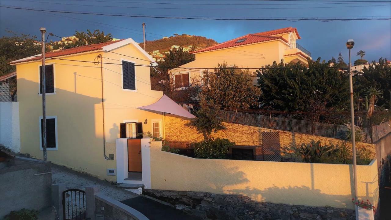 Casa Amarela Villa ฟุงชาล ภายนอก รูปภาพ